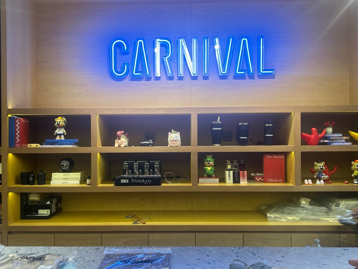 STORE VISITS :&nbsp;BANGKOK